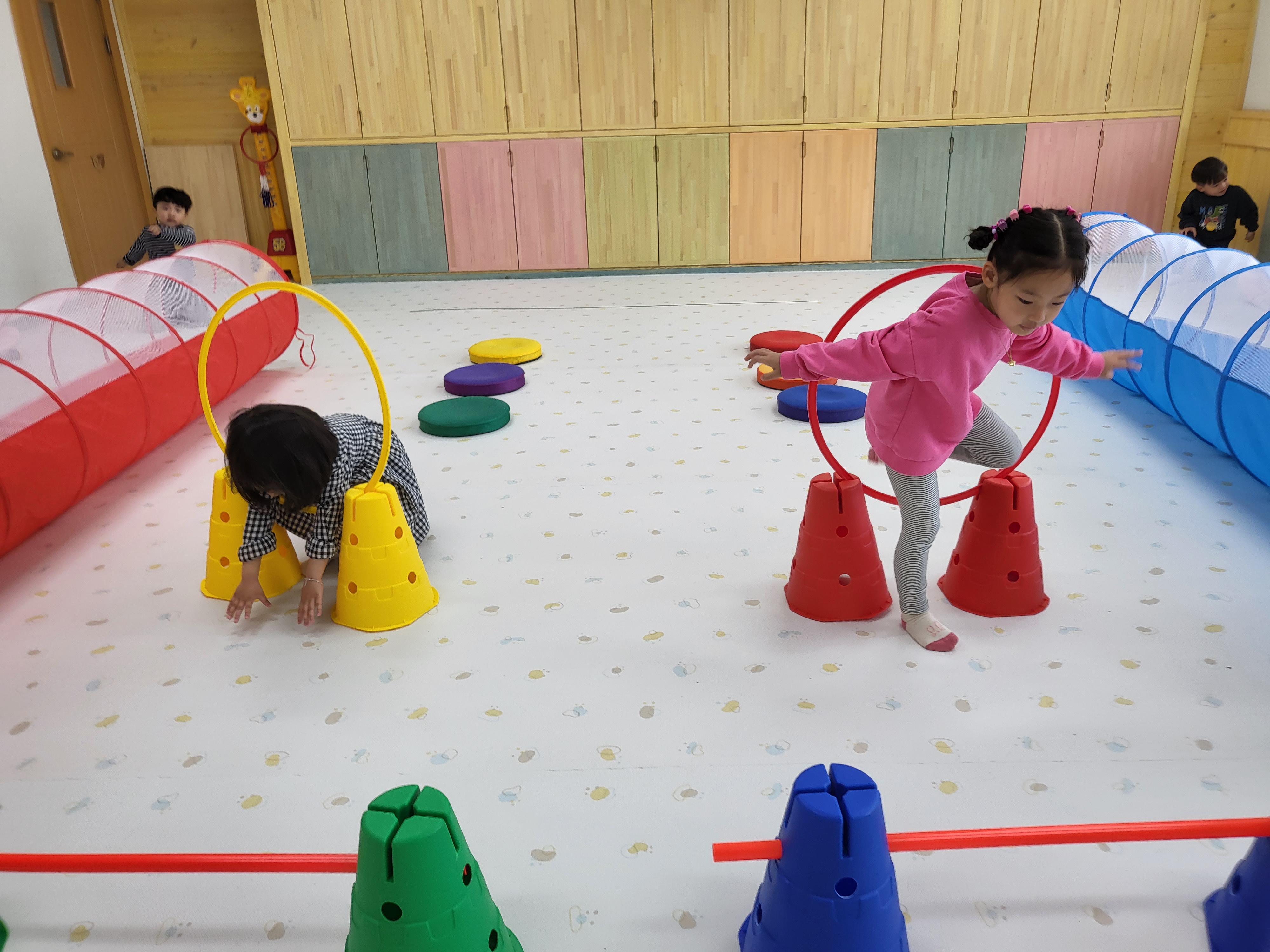 어린이날 축하 행사 놀이 사진